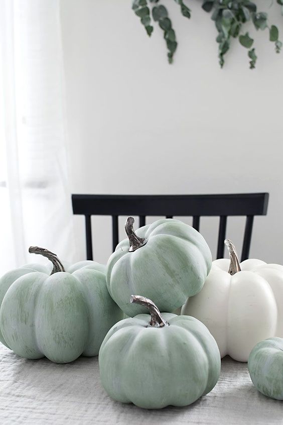 20+ DIY Halloween decorating ideas in 2021 (Cheap Hacks)