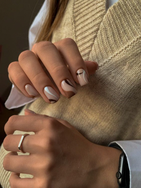 Тренди манікюру на осінь 2022 #fallnails2022