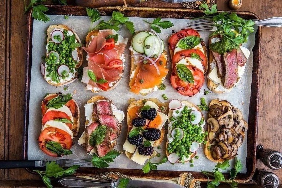10 Рецептів святкових брускет
