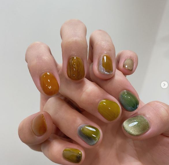 Тренди манікюру на осінь 2022 #fallnails2022